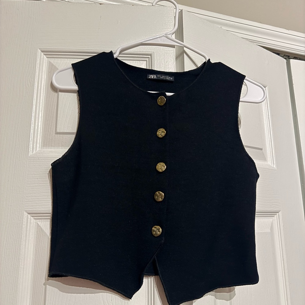 Zara Womens Black Button-Up Vest